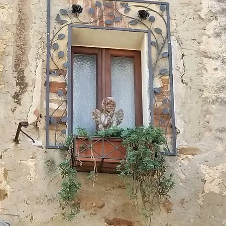 Finestra Dell'angelo * Pienza